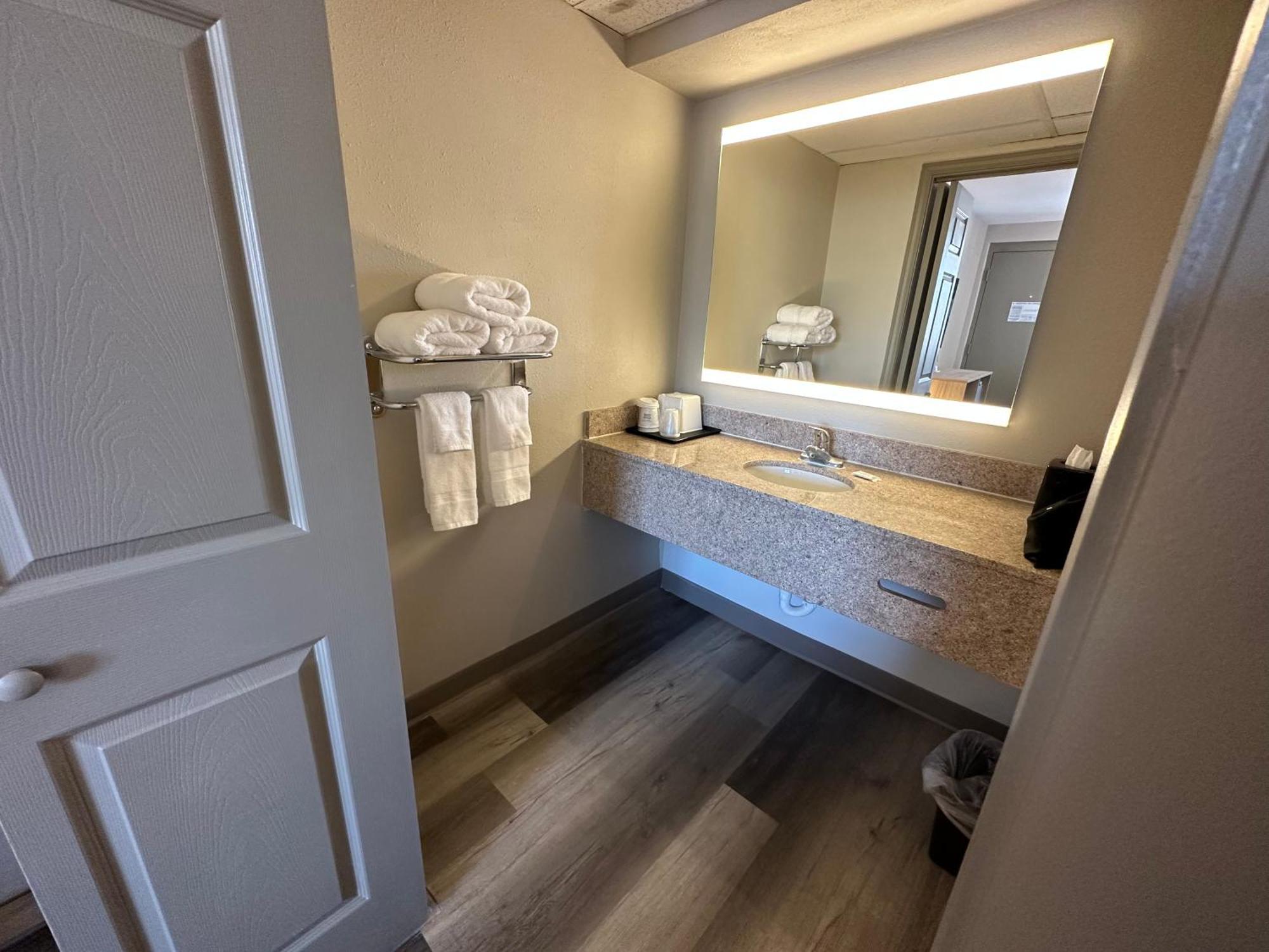 Days Inn By Wyndham Farmington Nm Екстериор снимка